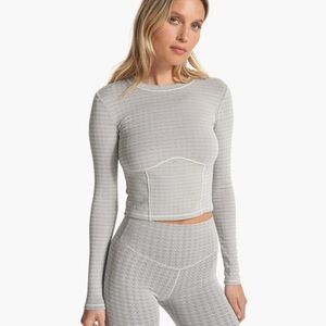 Vuori Long Sleeve Textured Chilled Out Top *NWT M/Houndstooth